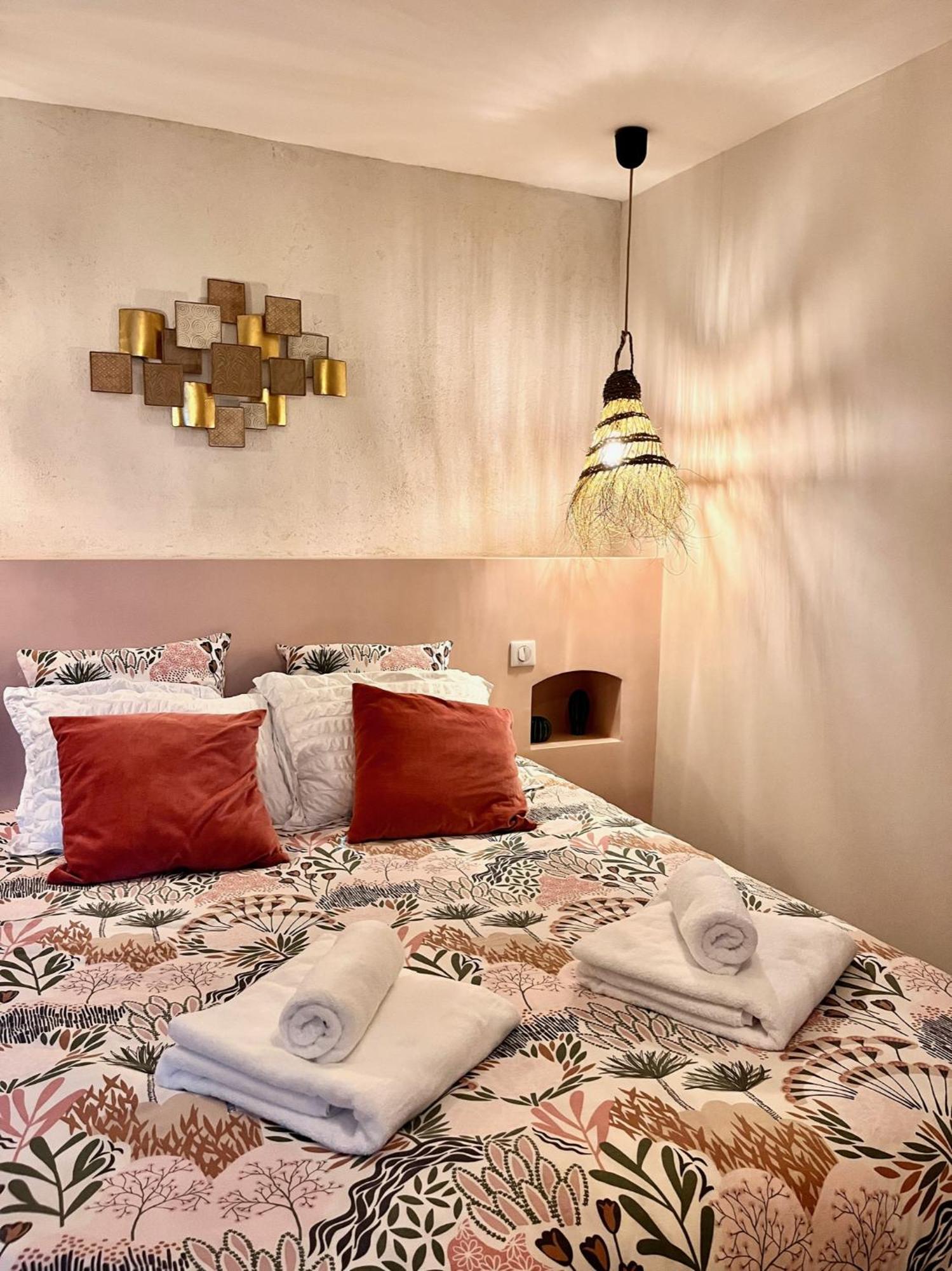 La Parenthese Du Var - Chambre D'Hotes Petits Dejeuners Inclus Et Terrasse Ombragee Saint-Antonin-du-Var Exterior foto